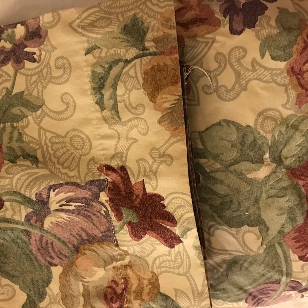 Bundle  3pc  vintage set full fitted  sheet+2 pillowcases DAn Rivers